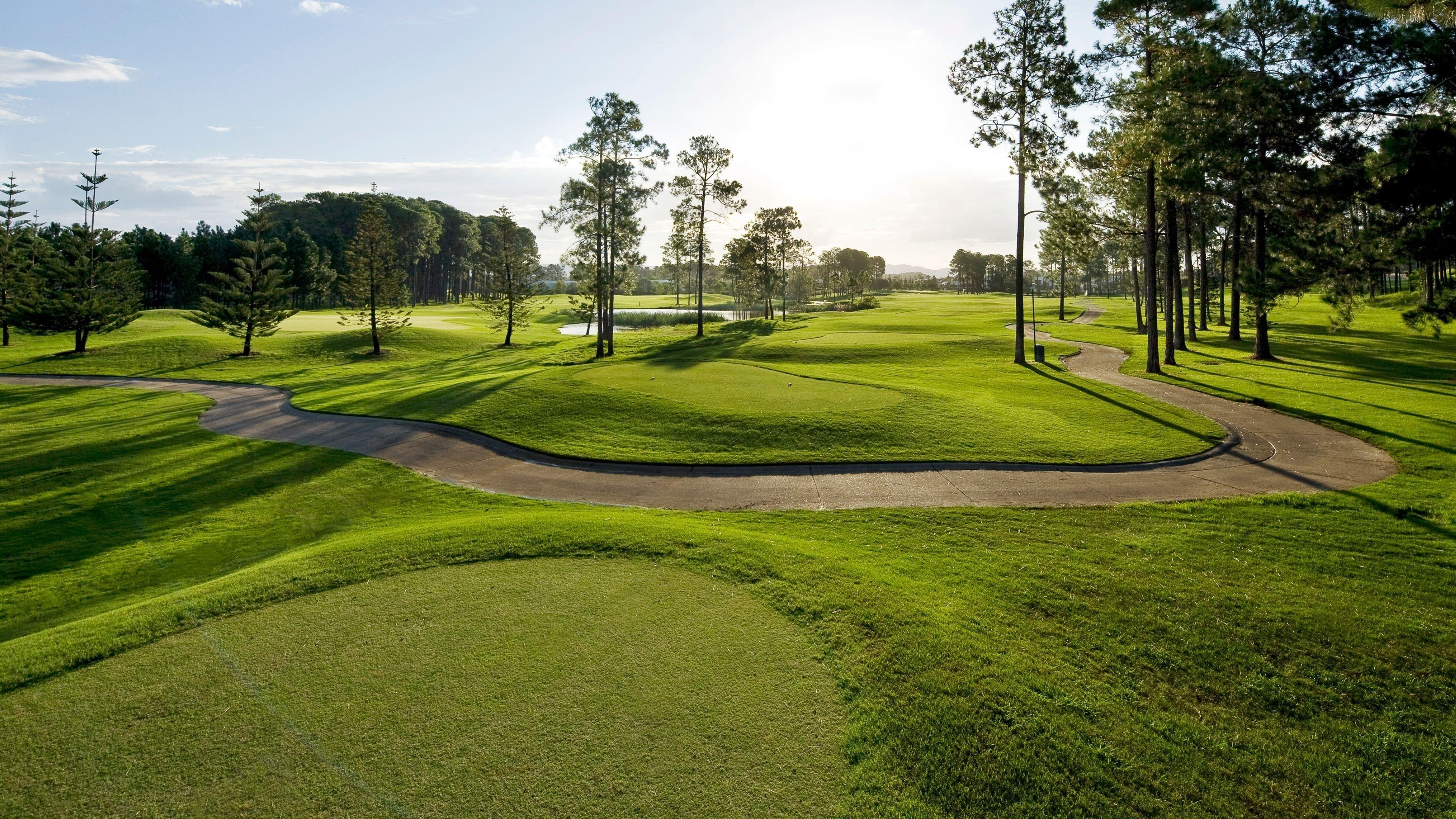 Intercontinental Sanctuary Cove Resort By Ihg Gold Coast Exterior photo Golf course at the Royal City Golf Club